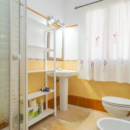 Cubo's Torres Villa *