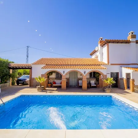 Villa Cubo's Torres Ardales